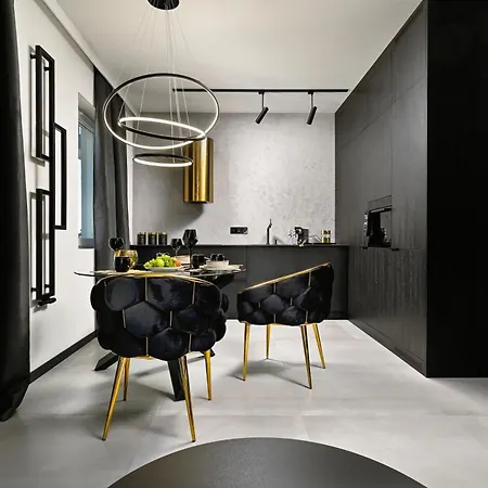Apartament Black&gold